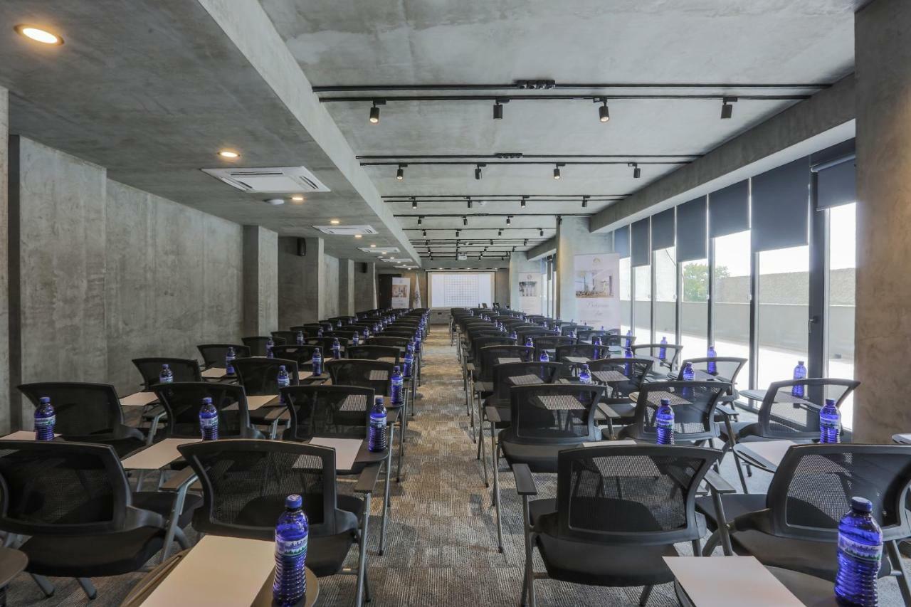 Iveria Inn Hotel Tbilisi Luaran gambar